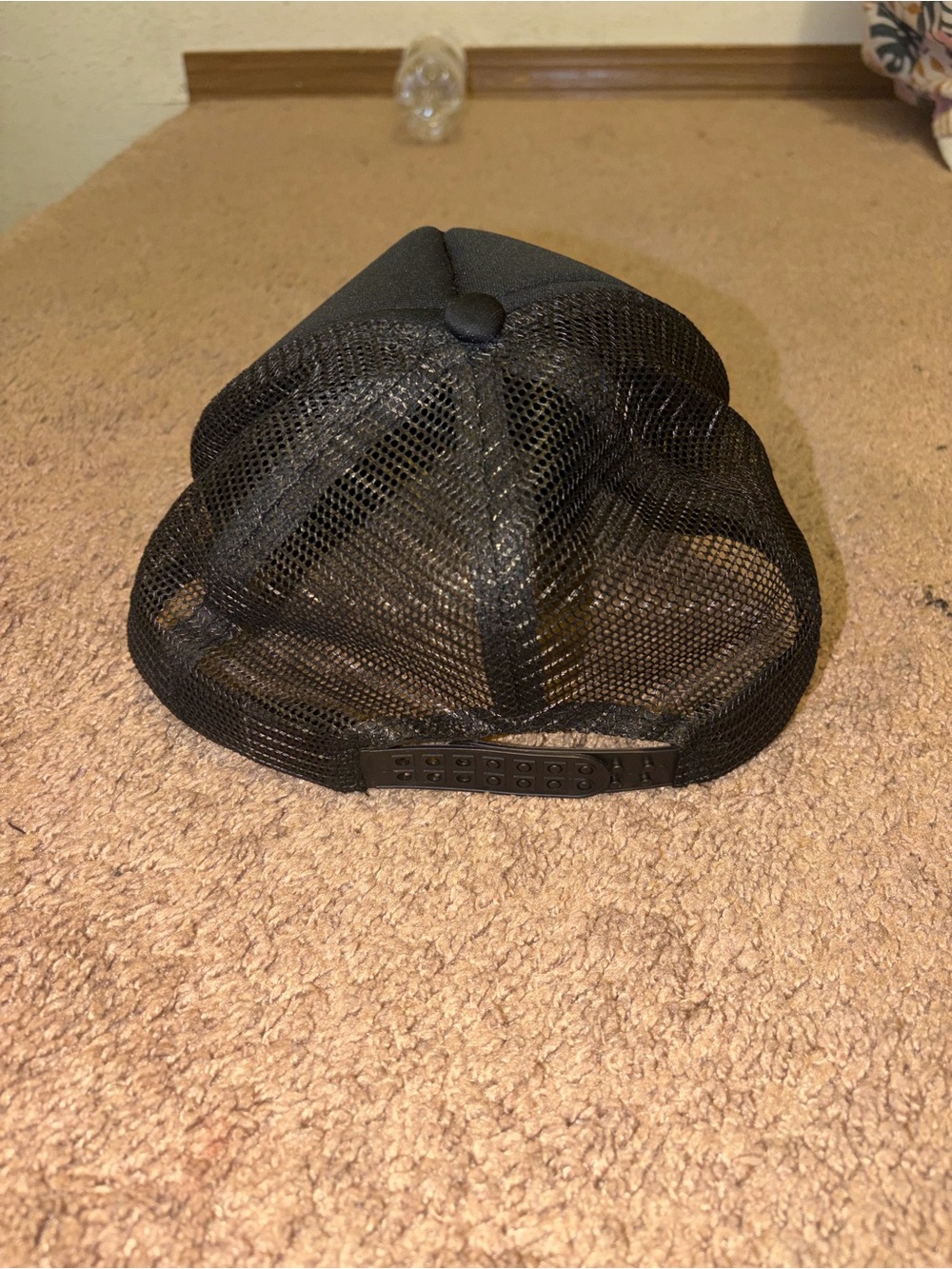 SHEIN Black Trucker Cap with Heartbeat & Butterfly Graphic - Picture 2 of 2